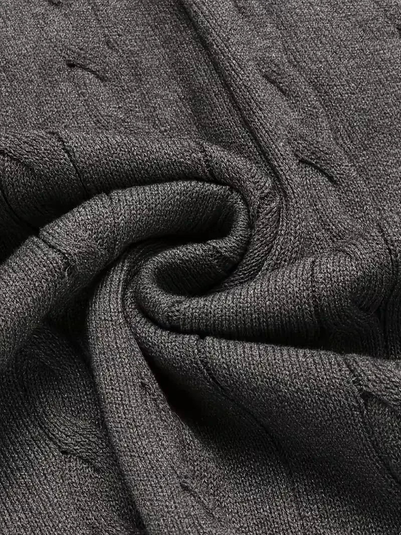 Sleeveless Twisted Knit Jumper