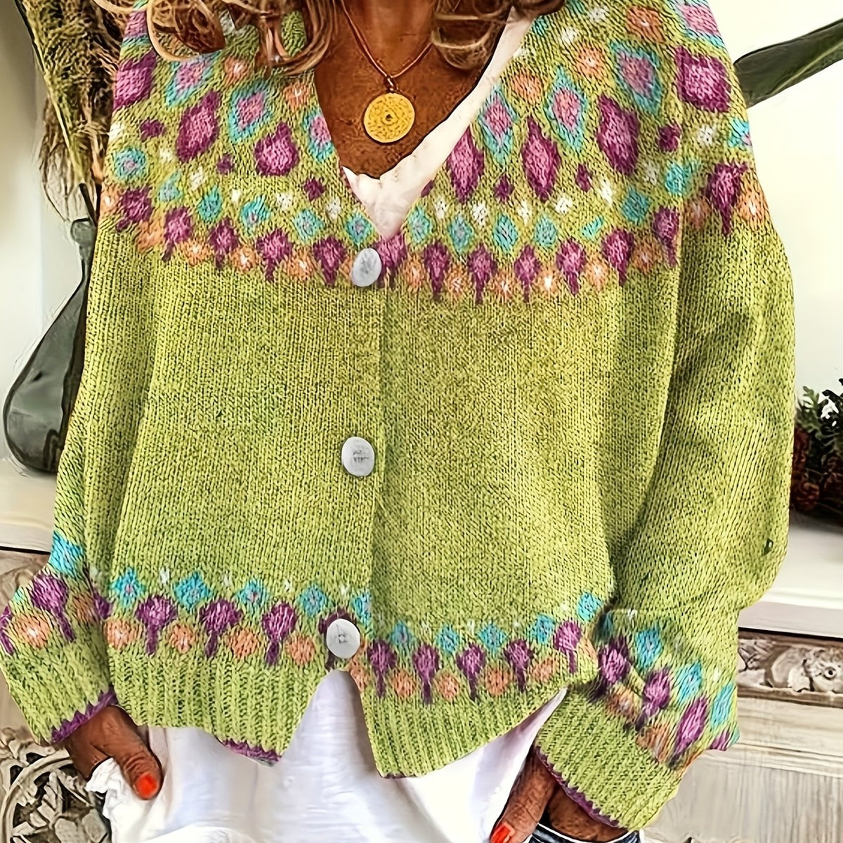 Embroidered Buttoned Cardigan