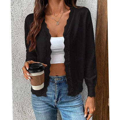 Scalloped Edge Buttoned Cardigan